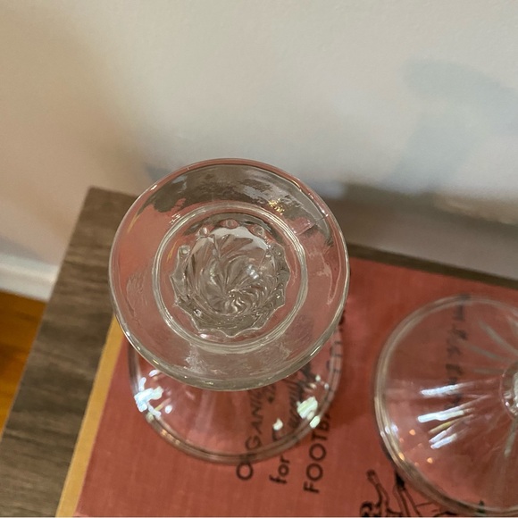 vintage set of 2 glass crystal candlestick holders - Picture 3 of 7